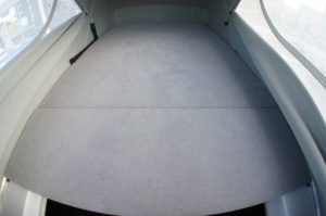 DELICA D:5 D:POPルーフテント内